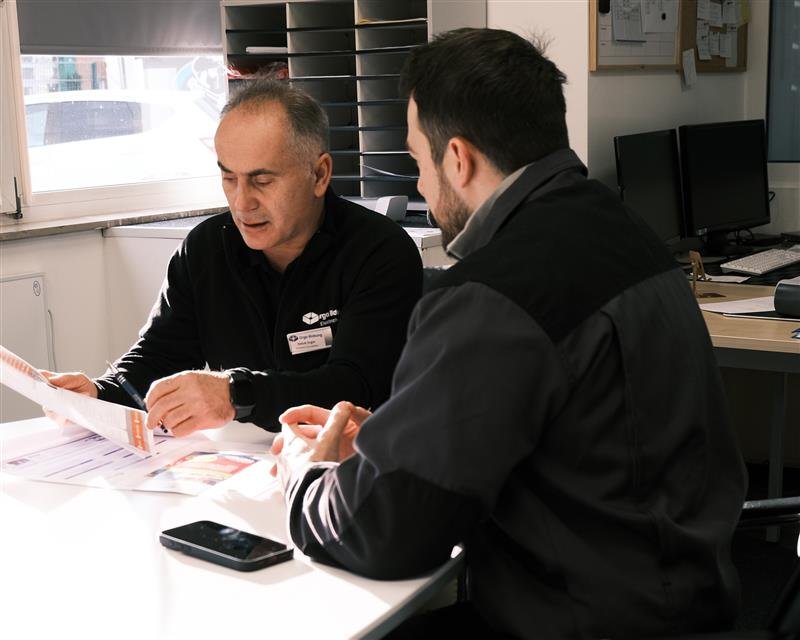 c715213b d421 4bc6 8e1d 61570ae3a6b2